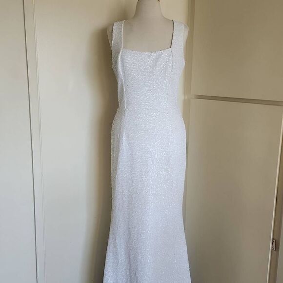 DRESS THE POPULATION White Sequin Sleeveless Gown, EUC,  XL - Picture 2 of 12